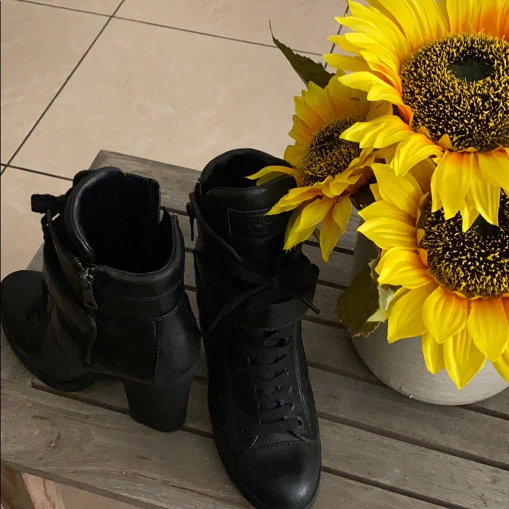 ankle Boots size 39 PRADA